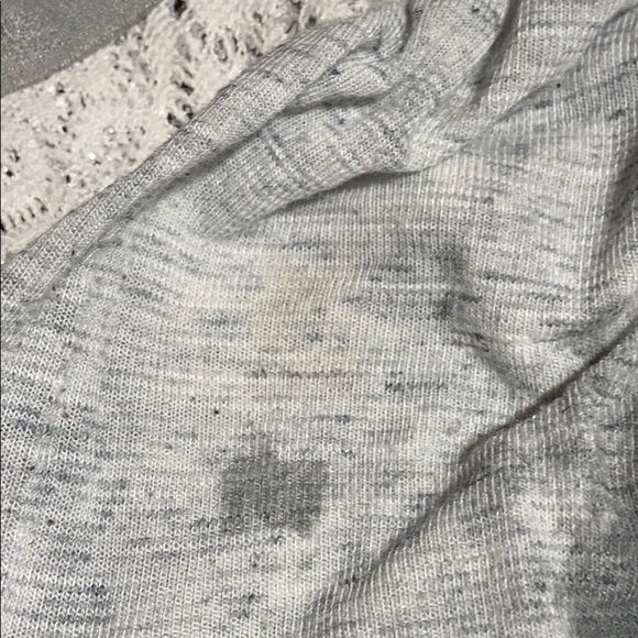 (2) For $10!!! Buckle Daytrip Top - Picture 5 of 5